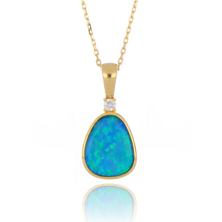 9ct yellow gold 2.58ct opal doublet and diamond necklace