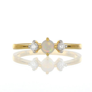 18ct Yellow Gold Opal And Diamond 3 Stone Ring
