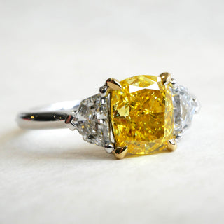 Allum & Sidaway Jewellery Platinum 1.49ct Yellow Laboratory Grown Diamond 3 Stone Ring 6001166