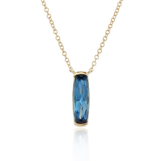 Fine Jewellery Jewellery 9ct Yellow Gold 1.66ct Barrel Cut London Blue Topaz Necklace 1416094
