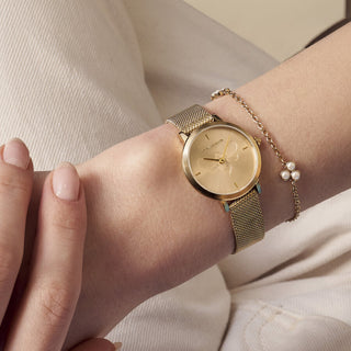 Olivia Burton Watches Olivia Burton 28mm Gold Plated Bee Ultra Slim Mesh Quartz Watch 3209031