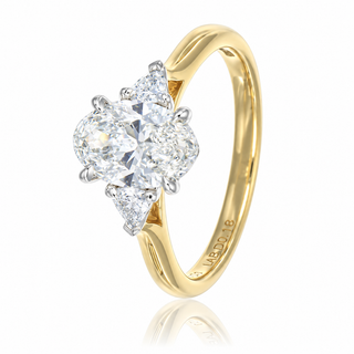 Allum & Sidaway Jewellery 18ct Yellow Gold 1.69cttw Lab Grown Oval Cut Diamond Three Stone Ring 6023086