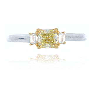 18ct White Gold 0.63ct Yellow Diamond 3 Stone Ring
