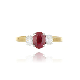 18ct Yellow Gold 0.92ct Ruby And Diamond 3 Stone Ring