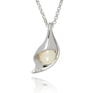 A&s Enchanted Collection Freshwater Pearl Arum Lily Silver Necklace